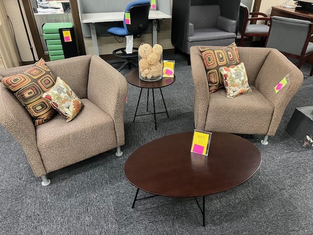 image-hon-flock-square-lounge-chair-with-ofs-kosa-oval-coffee-table-and-ofs-.jpg